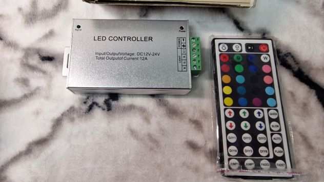 set STRISCE LED 12v  Alimentatore  controller