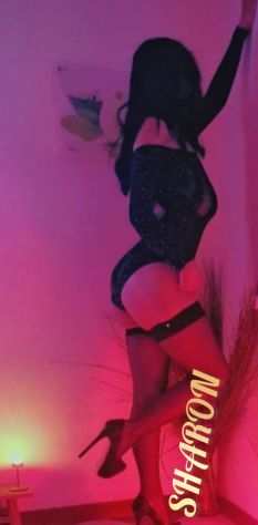 SHARON...Bellezza e sensualitagrave nellarte di un massaggio..Ambiente riservato