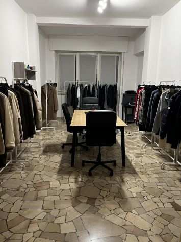 showroom via Tortona in affitto