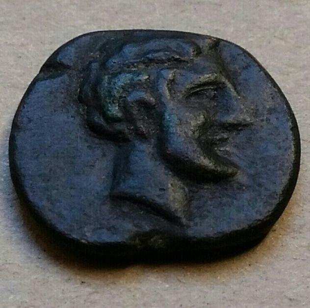 Sicilia, Solunto. piccolo bronzo 300-250 A.C.