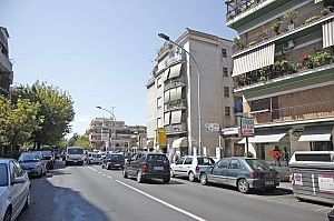 Singola  torrevecchia - spese e balcone