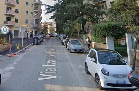 SINGOLA ZONA PRATI FISCALI ADIACENTE METRO B JONIO