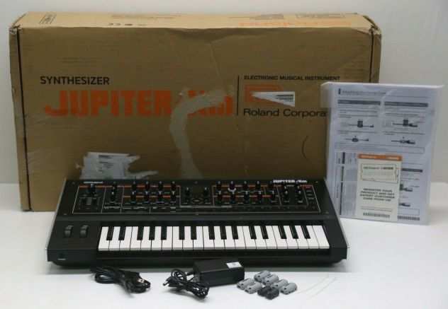 Sintetizzatore a tastiera Roland Jupiter XM