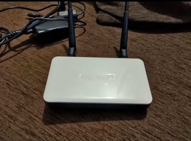 SITECOM range extender wireless N300-WL330(wi-fi ethernet)