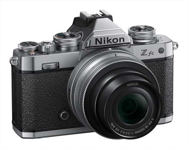 Smarrita fotocamera Nikon Z fc
