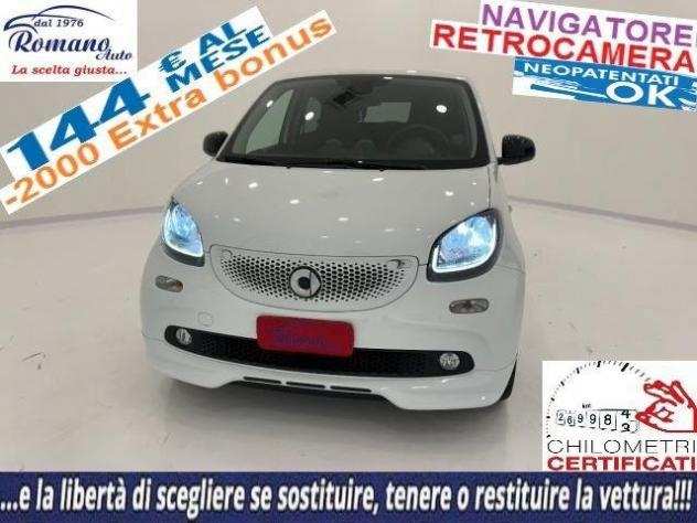 SMART - Forfour - 70 1.0 twinamic SuperpassionRETROCAMERANAVIGATORE