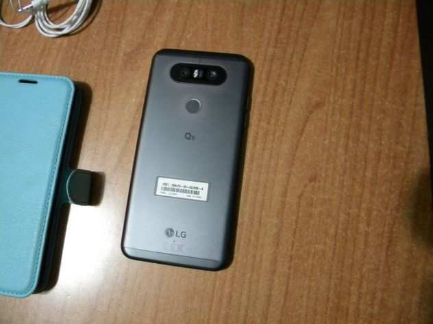 Smartphone LG Q8 (codice LG-H970 ) memoria interna da 32GB espandibile fino a