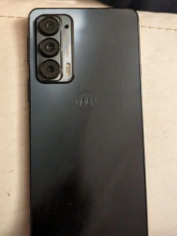 smartphone MOTOROLA edge 20 colore grigio ancora in garanzia