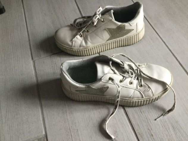 Sneakers Benetton n. 35