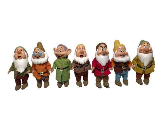 Snow White amp The Seven Dwarfs - 35 cm figures