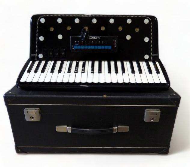 Solton - Musette - Numero di oggetti 2 - Fisarmonica a piano