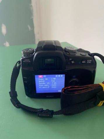 Sony A100  Minolta AF zoom 35-105 Fotocamera reflex digitale (DSLR)