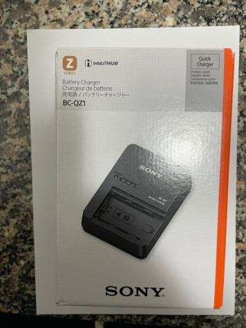 Sony BC-QZ1 Quick charger  2x Sandisk 32 GB Fotocamera digitale