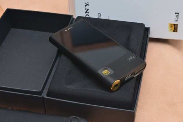 Sony NW-ZX2 WALKMAN HI-RES LDAC 128528GB