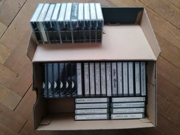 Sony UX 52 Chiara compact cassette (LEGGERE BENE ANNUNCIO)