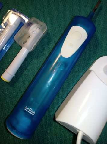 Spazzolino denti elettrico Oral-B Advance Power