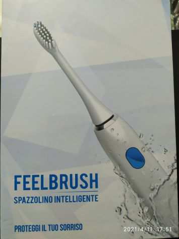 Spazzolino elettrico FeelBrush Bluetooth NUOVO (mai usato) sigillato