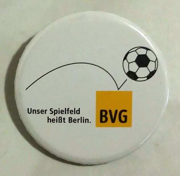 Spilla commemorativa Berlin Finale Mondiali di Calcio 2006 diametro mm.35