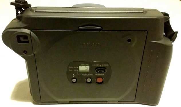 Splendida Polaroid Fujifilm Instax 100 testata nuova anno 1999