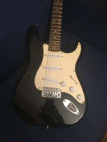 Squier - Stratocaster - - Chitarra elettrica - 2010