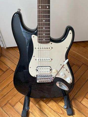 Squier - Stratocaster - - Chitarra elettrica - Indonesia (Senza Prezzo di Riserva)