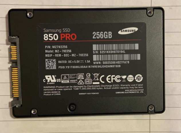SSD SAMSUNG 2.5quot - 256GB SATA MZ7KE256 usato (ns. rif. 080223003).