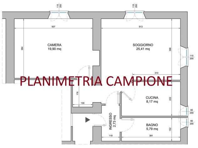 Stanza accessoriata con balcone - Oltretorrente