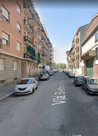 STANZA SINGOLA ZONA LINGOTTO 350 EURO