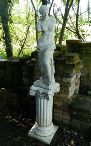 Statua Venere di Milo in cemento con piedistallo