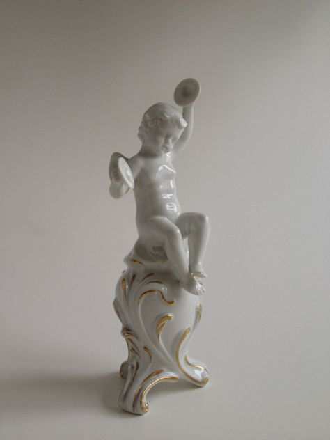 Statuina angelo -porcellana - Capodimonte