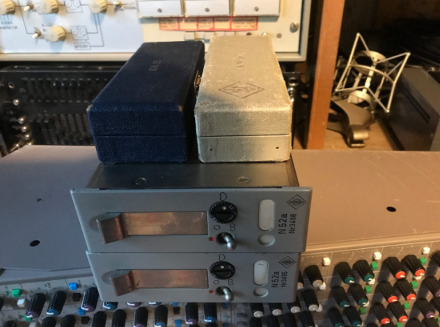 Stereo pair Neumann KM53