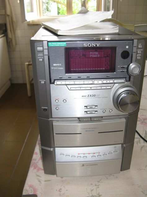 stereo Soni mhc-zx30av cassette - cd 100 w x 2  40 x3 rms con errore push power