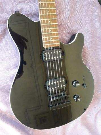 Sterling - by Music Man sub-series AXIS - - Chitarra elettrica - Indonesia