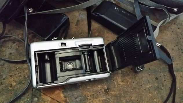 Stock videocamere e fotocamere VINTAGE e moderne.