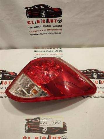 STOP FANALE POSTERIORE A LED DESTRO TOYOTA Rav4 4deg Serie 8155142091 2ADFHV (0509)