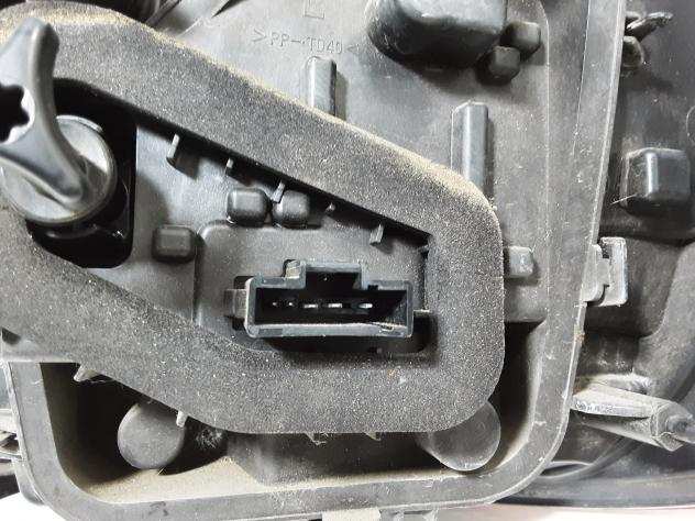 STOP FANALE POSTERIORE SINISTRO DACIA Sandero Serie II B52FEAR (1220)