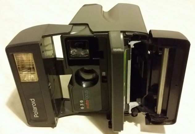 Storica Polaroid 636 Autofocus con tracolla testata nuova