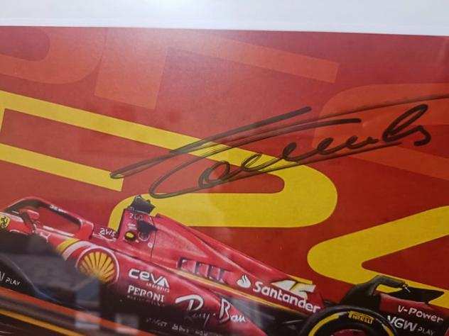 Striscione - SF-24 Scuderia Ferrari autografato dai piloti Charles Leclerc e Carlos Sainz - Italia