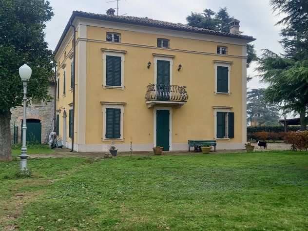 Stupenda Villa vendesi a Casale di Felino 338 8127545