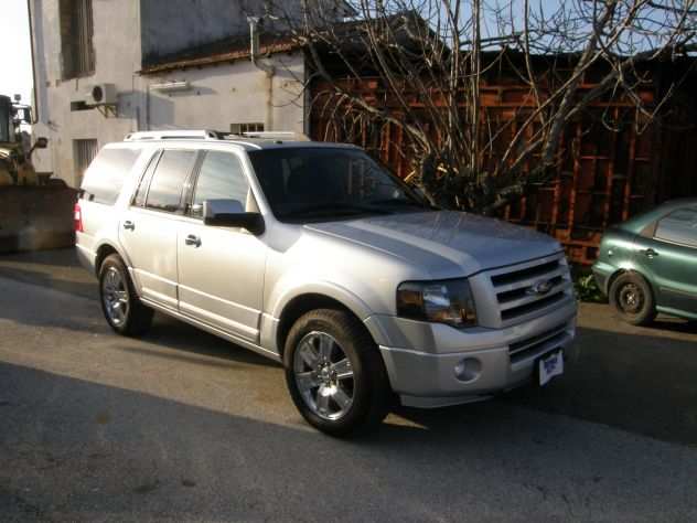 SUV fuoristrada Ford Expedition Limited 4WD