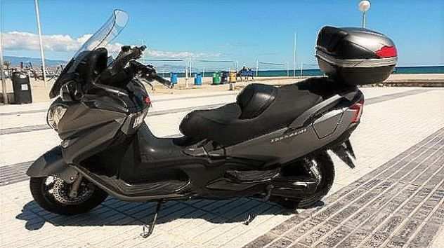 Suzuki Burgman 650