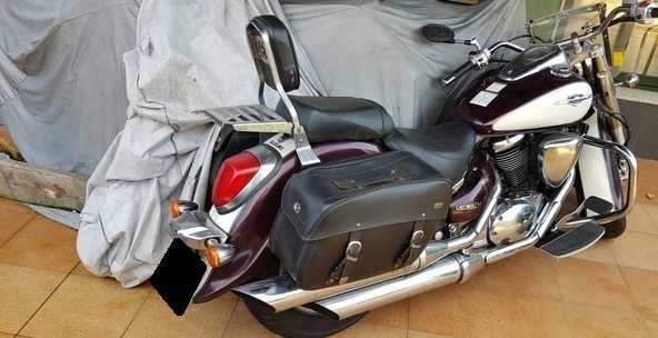 SUZUKI INTRUDER 800 2010