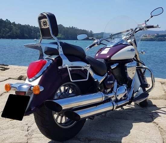 SUZUKI INTRUDER 800 2010