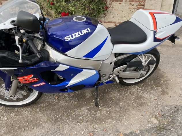 SUZUKI R GSX 600