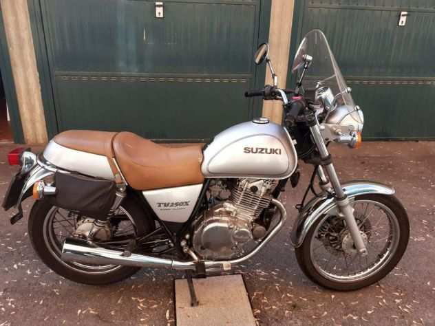 SUZUKI TU 250 X SOLO PER APPASSIONATI