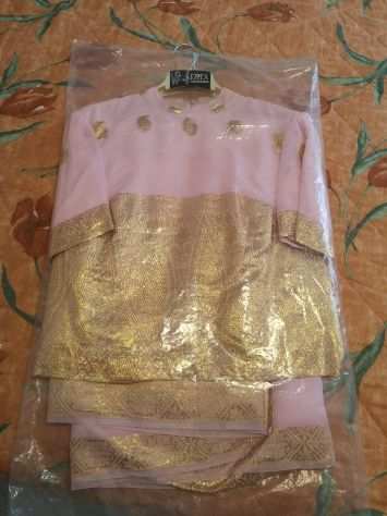 Svendita Stock DonnaUomo tailleur,giacche,pantaloni,gonne,cappotti, 1 euro a capo.