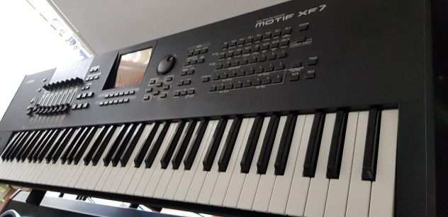 Synth Yamaha Motif XF 7