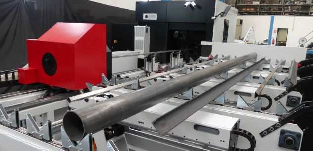 Taglio laser tubo mod TF522cp