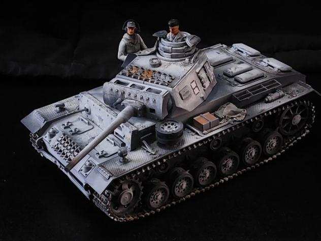 Tamiya 135 - 3 - Modellino di veicolo militare - Panzerkampfwagen III Ausf. M tank Mimetica Invernale Fronte Russo per diorama soldatini WW2