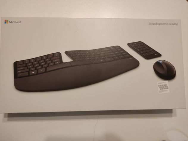 Tastiera e Mouse Microsoft Sculpt Ergonomic Desktop